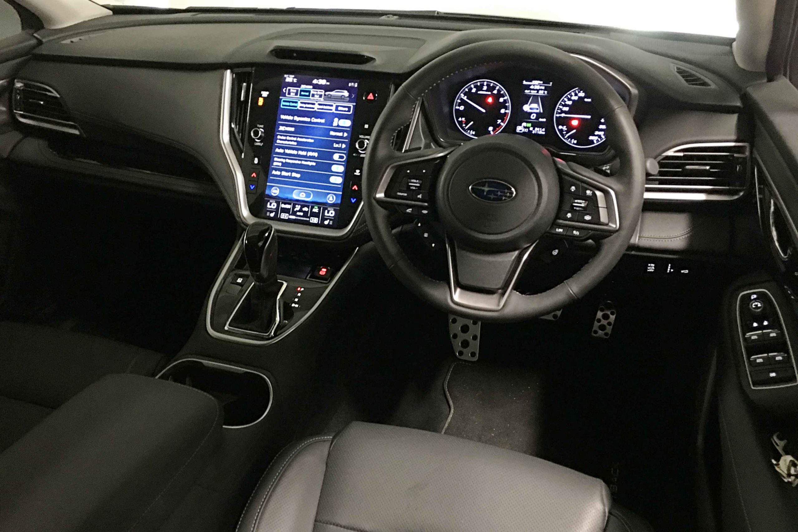 Subaru Outback Touring interior front