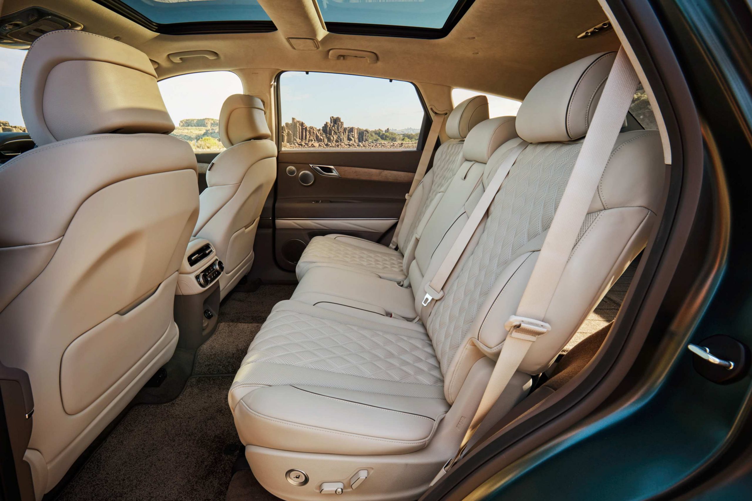 Genesis GV80 Luxury pack interior rear seats