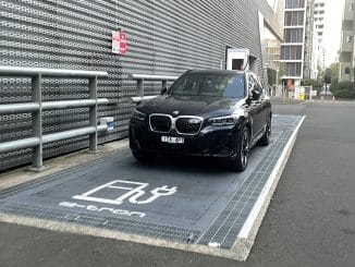 BMW iX3