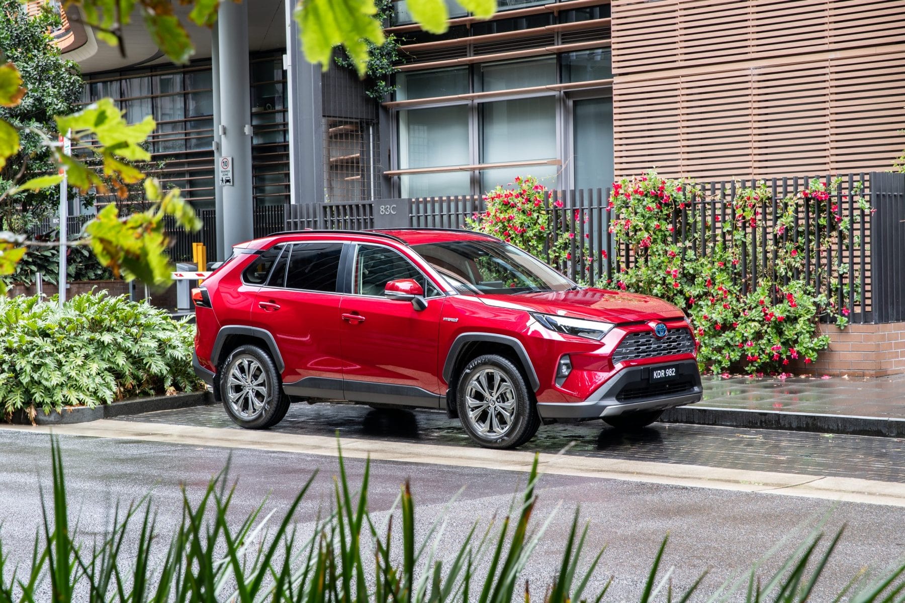 2021 Toyota RAV4 GXL Hybrid review - Drive