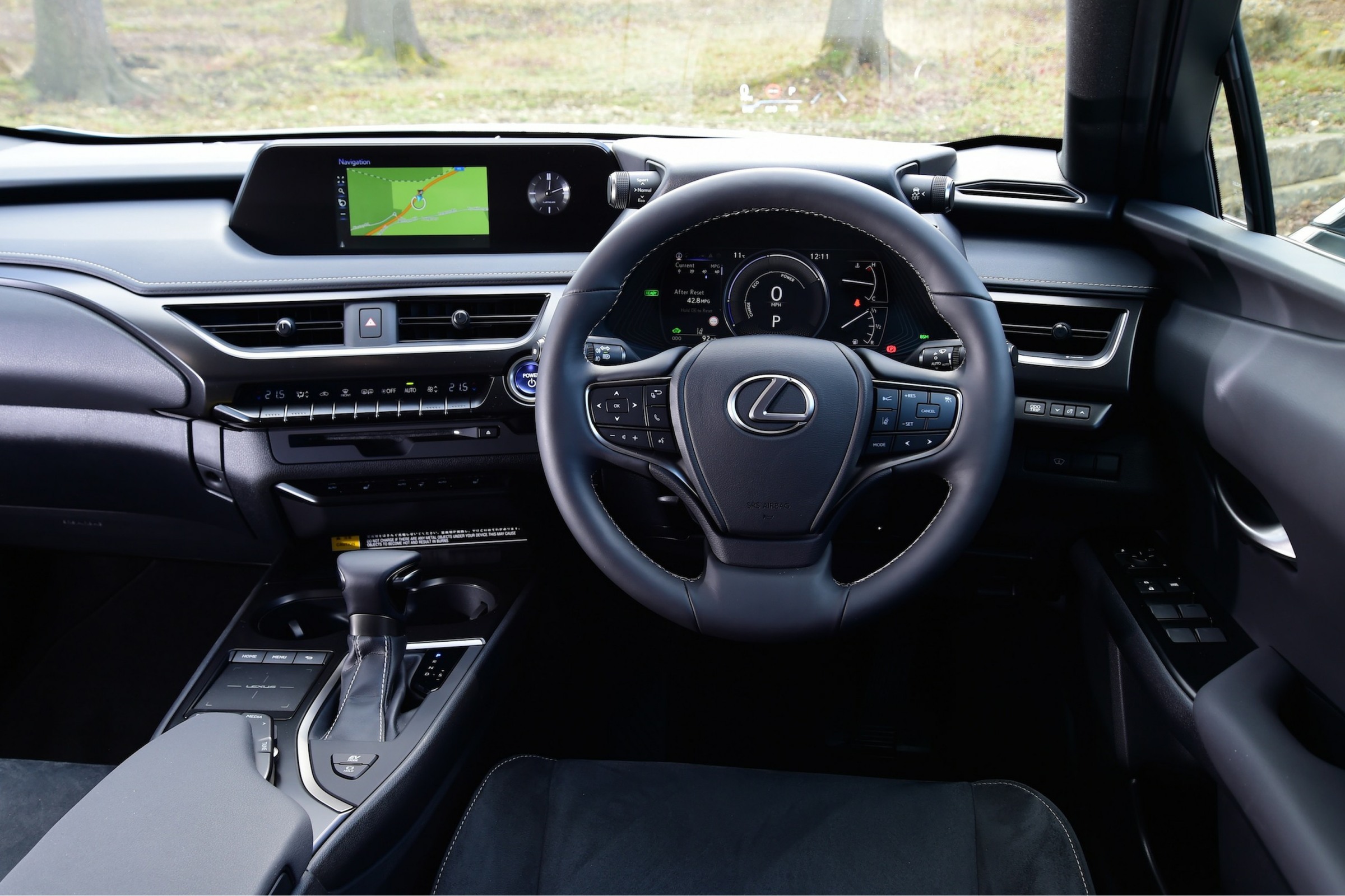 Lexus ux 250h interior