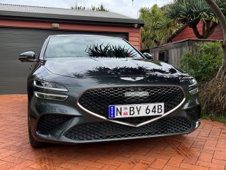 Genesis G70 Shooting Brake 2022 Front grill