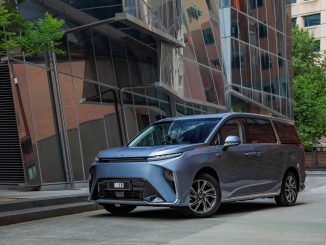 2022 MIFA 9_Luxe_Mica Blue_Exterior (1)