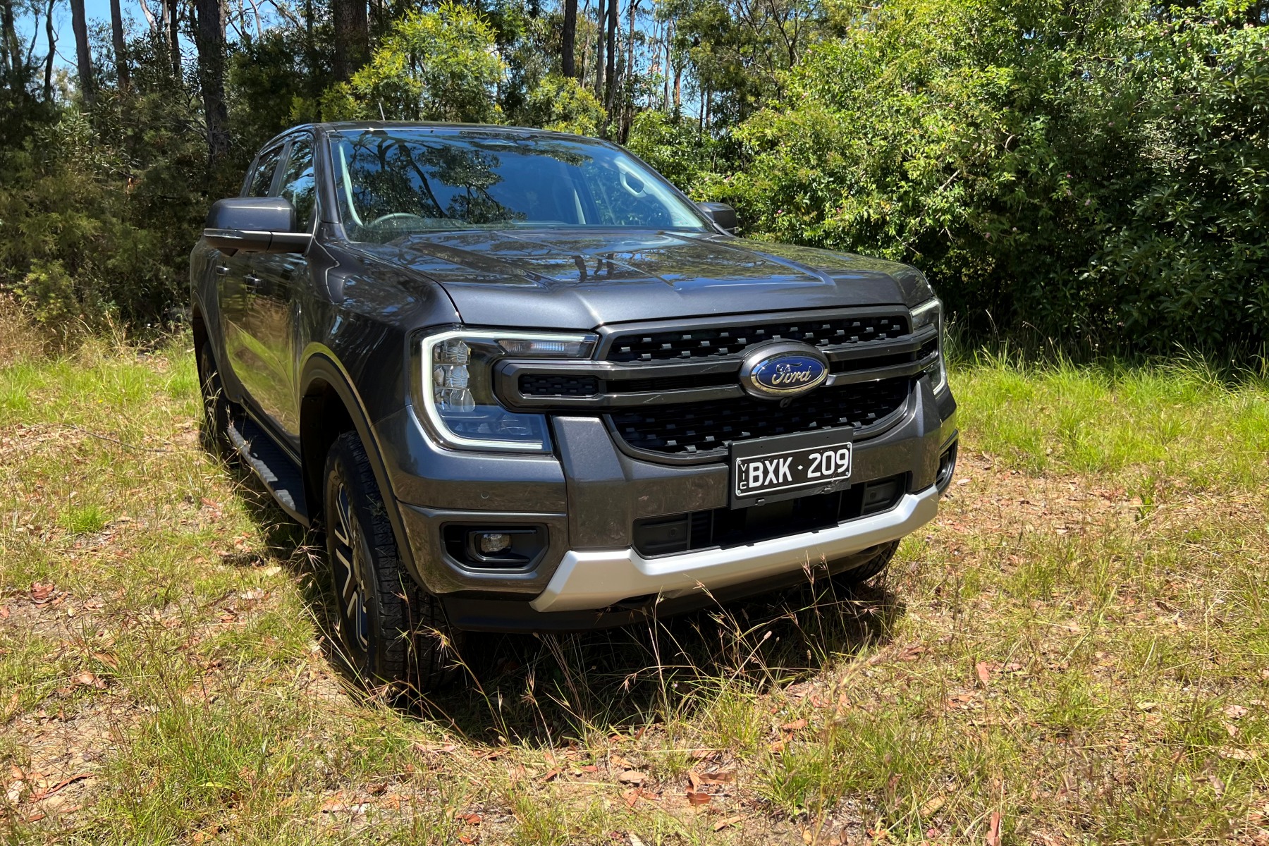 2023 Ford Ranger Sport front grill