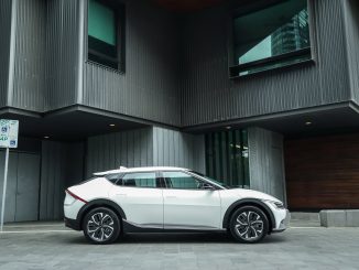 2023 Kia EV6 Air RWD profile