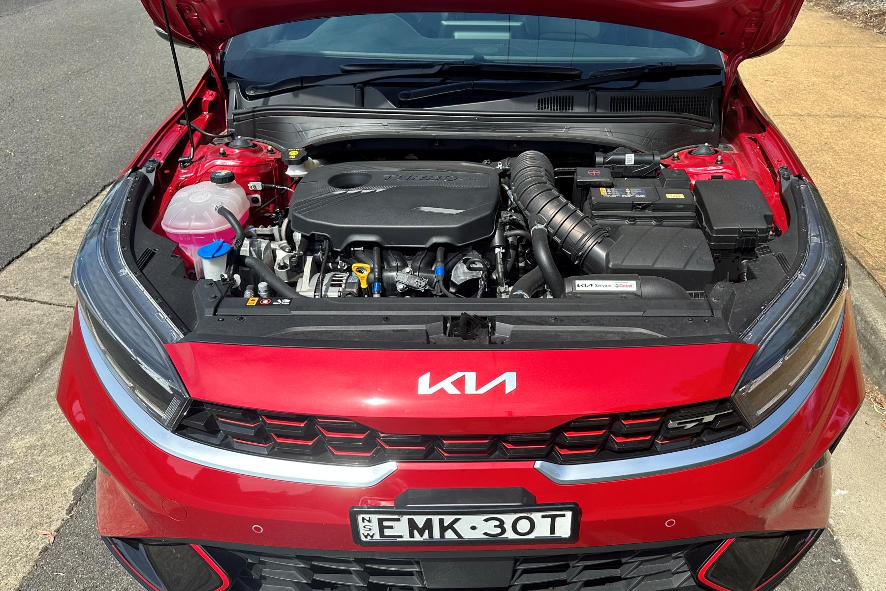 2024 Kia Cerato GT Hatch engine 1